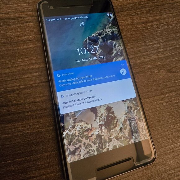 Google Pixel 2 Unlocked Smartphone - Picture 1 of 9